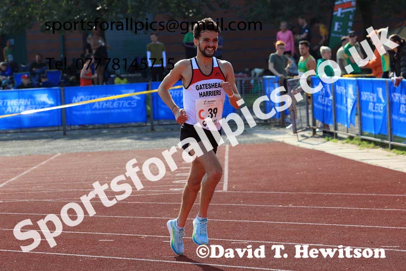 Mens 6 Stage Relay, 2024 Northern Mens 6 and Womens 4 and Youngsters Relays, Stanley Park, Blackpool.  Photo: David T. Hewitson/Sports for All Pics
